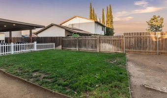 435 W Hawthorne St, Fallbrook, CA 92028