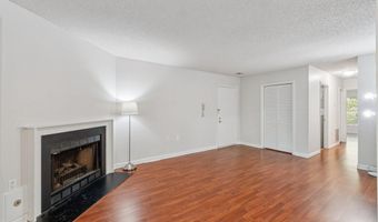 7260 GLEN HOLLOW Ct 60/4, Annandale, VA 22003