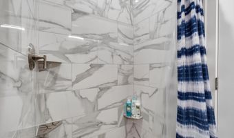 570 Linden Dr 316, Arnolds Park, IA 51331