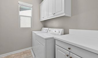 21421 Trail Ridge Dr, Escondido, CA 92029