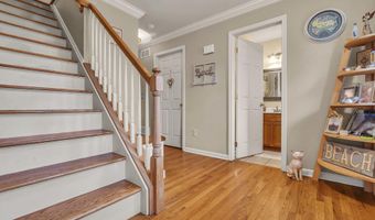 65 Pelican Dr, Bayville, NJ 08721