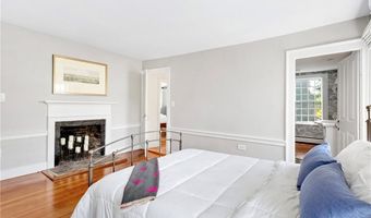 42 Second St, Newport, RI 02840