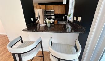 19 W Shore Ave, Manchester, NH 03109