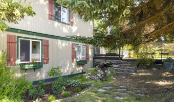 108 Gardner Pl, Cascade, ID 83611