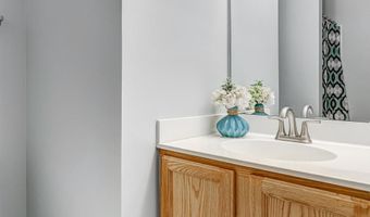 7532- F COXTON Ct 126, Alexandria, VA 22306