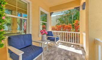 621 WINTERSIDE Dr, Apollo Beach, FL 33572