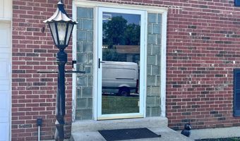 5165 Dundas Dr, Delhi, OH 45238