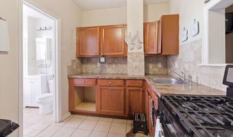 52 Park Ave, Albany, NY 12202