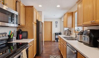 3057 Cutters Grove Ave, Anoka, MN 55303