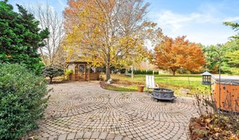 20 Yeger Dr, Allentown, NJ 08501