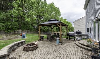 686 Kennedy Dr, Antioch, IL 60002