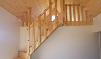 8 Quonset Way, Carson, NM 87517