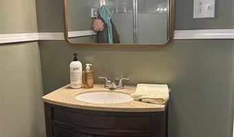 7639 Cortland Ave, Allen Park, MI 48101