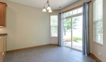 2636 Pondview Dr, Algonquin, IL 60102