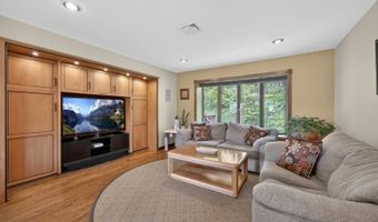 7 Sheba Dr, Alloway, NJ 07461