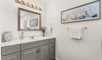 10601 W River Vue, Biloxi, MS 39532