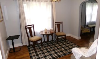 204 Hawthorne St, Alma, MI 48801