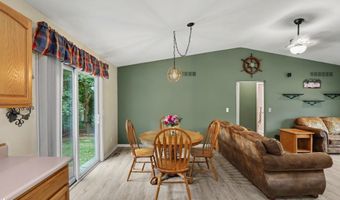 593 Allison Dr, Almont, MI 48003