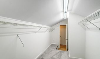 8402 CAMDEN St, Alexandria, VA 22308