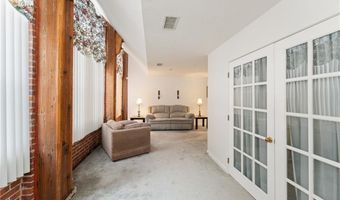 2 School St 133, Lincoln, RI 02802