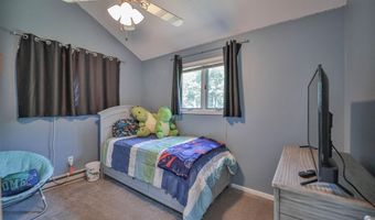 179 Chippewa Trl, Albrightsville, PA 18210