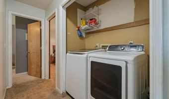 15629 Klamm St, Basehor, KS 66007