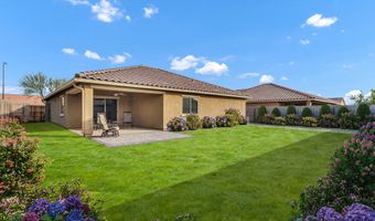 569 W Pintail Dr, Casa Grande, AZ 85122