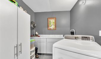 140 Haussauer Rd, Amherst, NY 14068