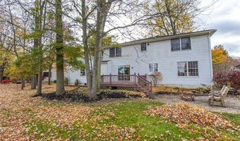 30 Redbud Ct, Amherst, NY 14051