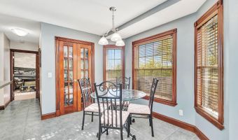 18321 Marlowes Dr, Aurora, IN 47001