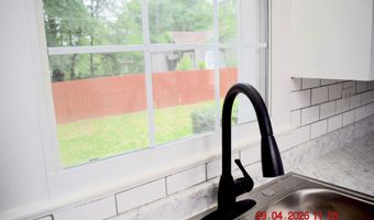 121 S COX St, Bastrop, LA 71220