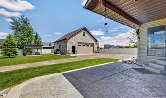 784 Dell Rd, Chubbuck, ID 83202