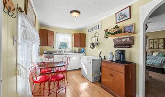 2686 Mona Ln, Alford, FL 32420