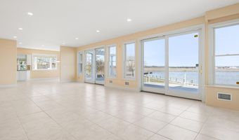 1100 Island Dr, Bayville, NJ 08721