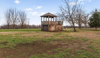 22020 171 St, Basehor, KS 66007