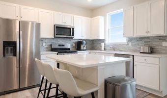 9 LOOKOUT Ave, Barnegat, NJ 08005
