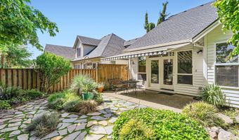 20820 YOSEMITE St, Aurora, OR 97002