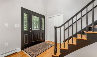 5 Sullivan Dr, Bow, NH 03304