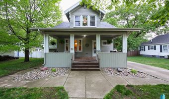 105 N 7th St, Beresford, SD 57004
