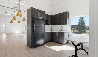 14568 S CENTER POINT Way, Bluffdale, UT 84065