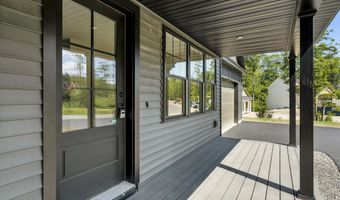 52 Woodbrey Ln, Standish, ME 04084