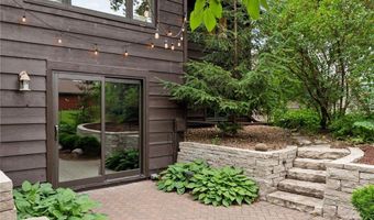 8312 140th Street Ct, Apple Valley, MN 55124