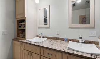6 Varnum Ave, Bristol, RI 02809