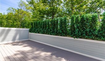 13 Hampton Rd 21, Coventry, RI 02816