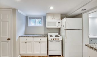 1519 STAFFORD St N 3, Arlington, VA 22207