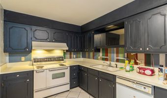 1208 N Woodlawn Dr, Alice, TX 78332