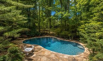 34 Cambridge Way, Alpine, NJ 07620