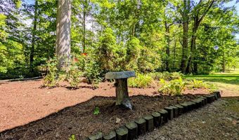 1305 Garrison Rd, Ashtabula, OH 44004