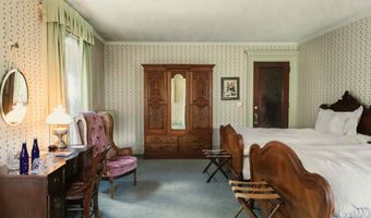 124 Elm St, Bennington, VT 05201
