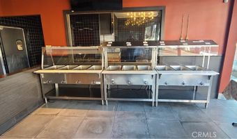 17620 Ventura Blvd, Encino, CA 91316